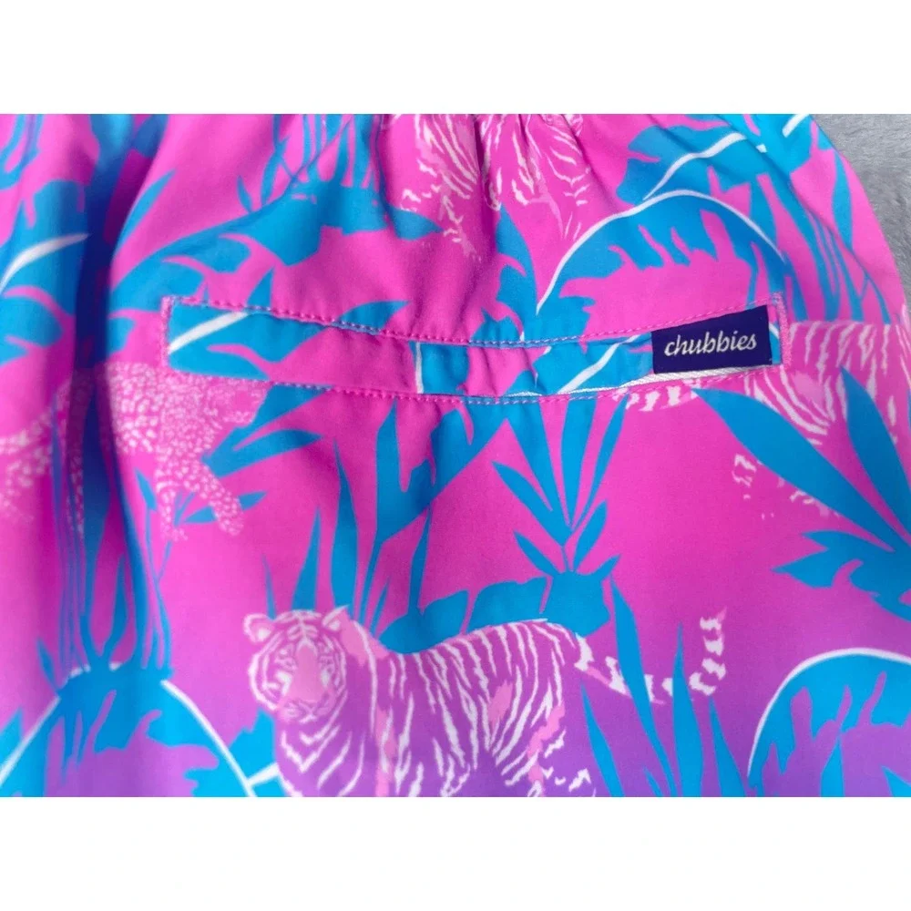 Chubbies Mens XXL Swim Trunks Pink Blue Ombre Tiger Jungle Print 7 Inch Inseam